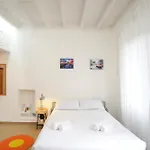 Appartement Travel Inside Srl - Custodi Milan